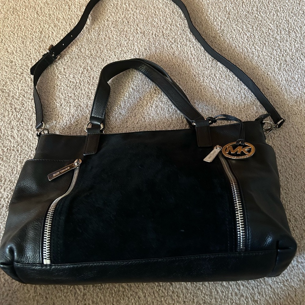 Michael Kors Black Leather and Suede Shoulder Bag